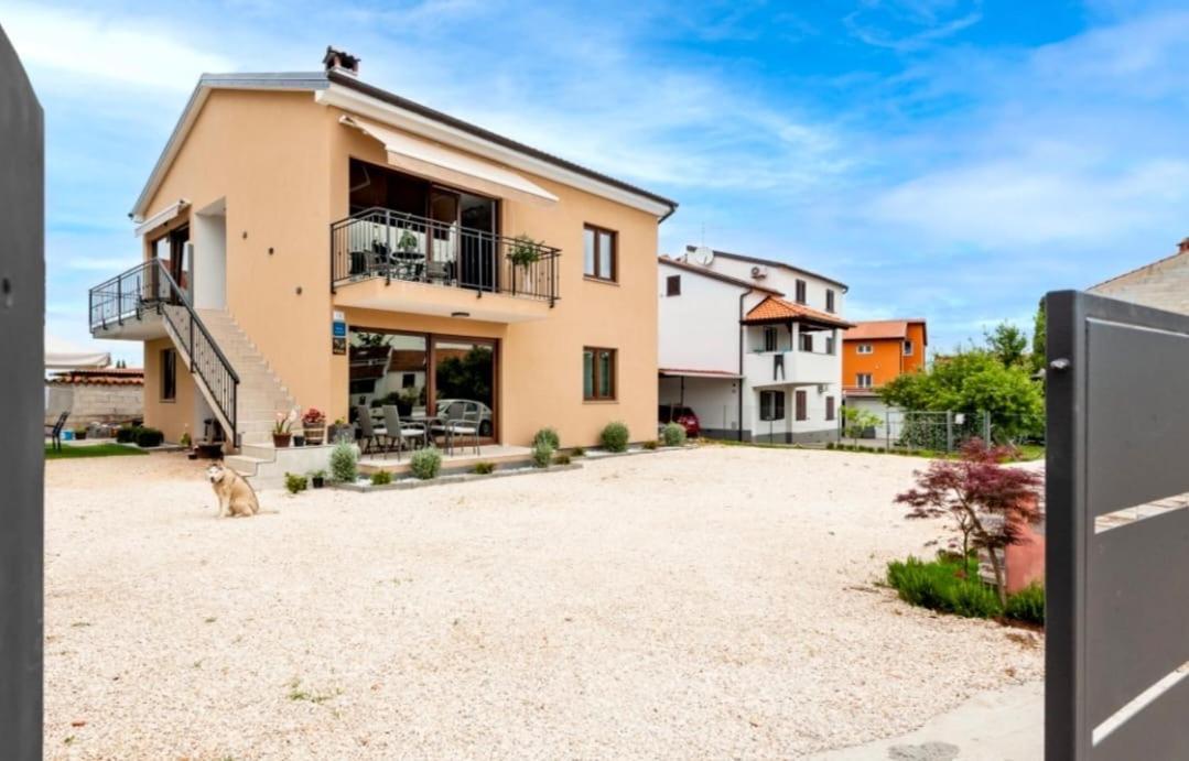 Apartman Lorena Ρόβινι Εξωτερικό φωτογραφία